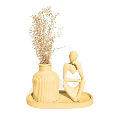 Imagem de Kit 3 Peças Decoração Estátua Pensadora Garrafa Listrada E Bandeja Amarelo
