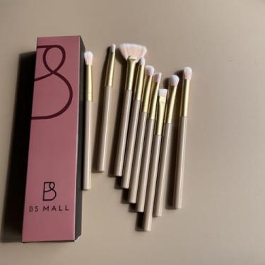 Imagem de Conjunto de pincéis de maquiagem com 12 peças de chá de leite | Pincéis de cerdas macias para blush e sombra de nariz com bolsa de armazenamento 24-1