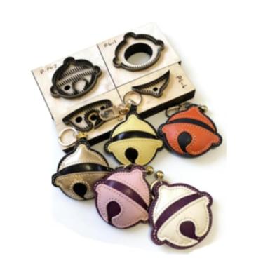 Imagem de YJIUYUANQ Molde de carteira de couro, furador de pingente de sino e modelo de corte de madeira