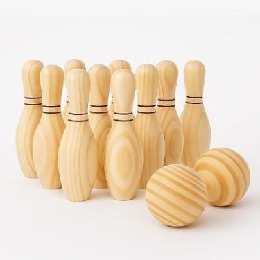Imagem de Boliche de Madeira com 10 Pinos e 2 Bolas, da NewArt - Jogo ou Brinque