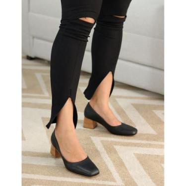 Imagem de Dina Mirtz, Scarpin Bico Quadrado Salto Grosso Dina Mirtz Tamanho:35;cor:Preto e Madeira