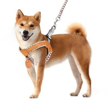 Imagem de Peitoral para cães de poliéster e couro genuíno com tiras refletivas, colete leve com suporte AirTag para cães de tamanho grande, colete ajustável para animais de estimação com coleira para cães