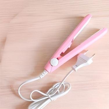Imagem de Mini Chapinha Prancha Alisadora De Bolsa Portátil Rosa