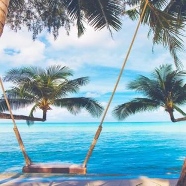 Imagem de Quadro Decorativo Artesanal de Palmeira e Mar com Estampa Tropical em Madeira 40x40cm