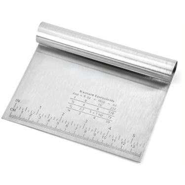 Imagem de Espátula Multiuso em Aço Inox com Régua de 15cm Resistente ao Calor Design Ergonômico Fácil Limpeza e Alta Resistência Ideal para Cozinha Cortar Raspar Modelar Confeitar Massas e Alimentos