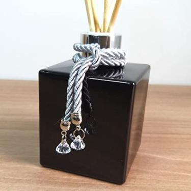 Imagem de Aromatizador De Ambiente Difusor De Varetas-Difusor de Aromas Com Pingente Decorativo e Varetas Decoradas-Organizador Banheiro-Decoração Sala-Preto e Prata-Luiggi Presentes®