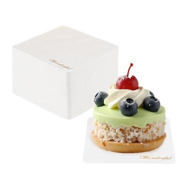 Imagem de Diakey Pacote com 50 mini tábuas de bolo de folha dourada, pratos de sobremesa de papelão de 8,6 cm, bandeja de base de bolo para mousse, cupcake, Chocoflan, festa de casamento, quadrada