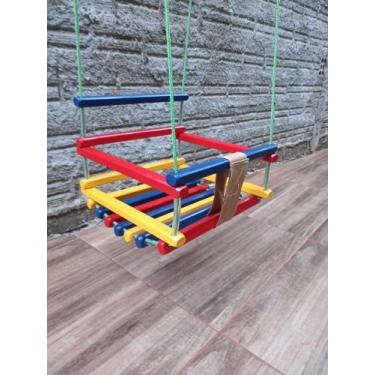 Imagem de Balanço de Madeira Infantil: Diversão Natural para Crianças até 10 ano