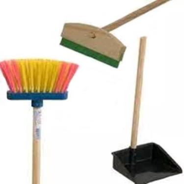 Imagem de Kit Infantil Vassoura Naylon, Rodo Colorido De Madeira, E Pa - Dielu/H