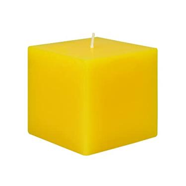 Imagem de Zest Candle Vela de pilar, 7,6 x 7,6 cm, quadrado amarelo