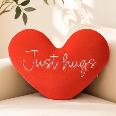 Imagem de WoollyPearl Almofada de coração Just Hugs – Presente macio de simpatia para apoio e encorajamento, memorial, luto, pensando em você, fique bem, presente de condolência confortável, almofada decorativa