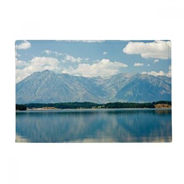 Imagem de DIYthinker Tapete antiderrapante para porta de banheiro Mountain River Forest Reflection Sky Cloud Ground