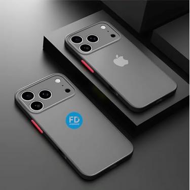 Imagem de Capinha Case Capa para iPhone 17, 17 Air, 17 Pro ou 17 Pro Max Premium Anti Impacto Fosca Preta Translúcida com Proteção de Câmera - FD Acessórios. (iPhone 17 Pro)