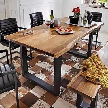 Imagem de Mesa de jantar industrial de madeira maciça, topo de pinho rústico com base de metal, design retangular de borda viva, mesa longa grande para sala de jantar, assentos 2-8, perfeita para cozinha e área