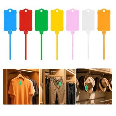 Imagem de 70 etiquetas de plástico em branco para pendurar etiquetas, à prova d'água, etiquetas de identificação para etiquetar ao ar livre, lavanderia, logística (multicolorido-M, 3,5 x 6,4 cm)