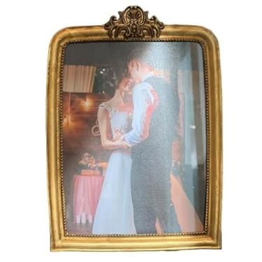 Imagem de WHW Whole House Worlds Porta-retrato country francês, cavalete traseiro, acabamento gasto vintage, metal, ouro antigo, 16,25 C x 23,8 cm A, recomendado para fotos de 12 x 18 cm