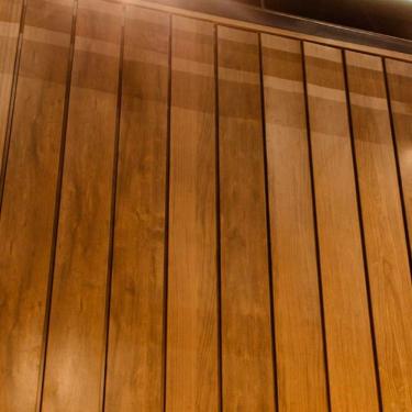 Imagem de Kit 10 Peças Painel Ripado Metálico Ribbon Shadow 14cm X 300cm Freijó