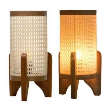 Imagem de Abajur Ravely Palha Indiana Sintética Ratan Pés de Madeira Maciça