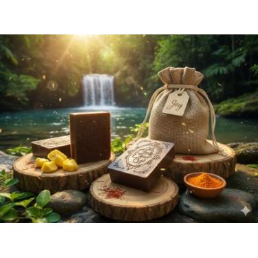 Imagem de Sabonete de Açafrão da Terra, com manteiga de karité, óleo vegetal de rosa mosqueta e extrato de barbatimão, absorve a oleosidade, hidrata, previne linhas de expressão. 100 gramas