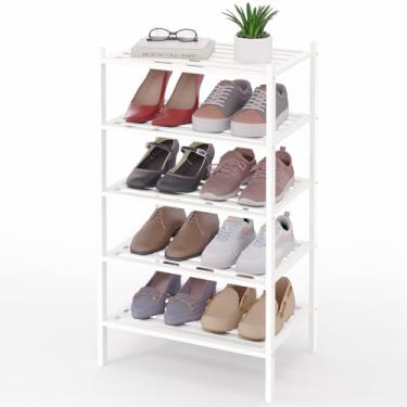 Imagem de Smiry Sapateira de bambu pequena de 5 camadas, organizador de sapatos empilhável de madeira para entrada e armário, prateleira de armazenamento de sapatos de madeira independente para porta da frente