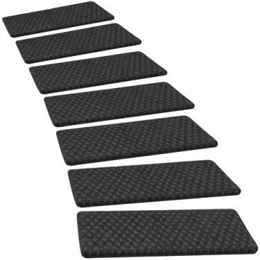 Imagem de PURE ERA Bullnose Tapetes de escada sem fita antiderrapante protetores de escada internos para animais de estimação para degraus de madeira 24 x 76 cm (2 peças, mini treliça de diamante preto)