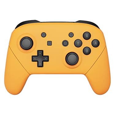 Imagem de eXtremeRate Caution Yellow Faceplate Alças de placa traseira para controle Nintendo Switch Pro, Soft Touch DIY Capa de substituição para Nintendo Switch Pro - Controle não incluído