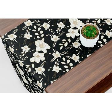 Imagem de Caminho De Mesa Trilho Preto Flores Brancas - Fabrika de Festa