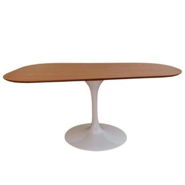 Imagem de Mesa de Jantar Tulipa Saarinen Orgânica 140x90 Base Branca Tampo Madei