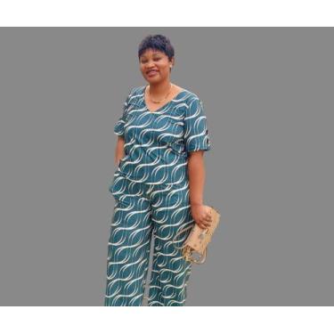 Imagem de Conjunto Estampado Blusa decote V e Calça Pantalona com dois bolsos. -