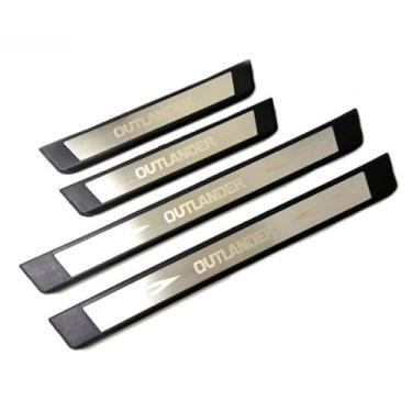 Imagem de 4 Peças Protetores de soleira de porta de aço inoxidável para Mitsubishi Outlander 2022-2026, Protetor de soleira de porta de carro soleira de porta protetor de entrada guarnição