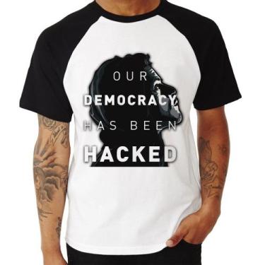 Imagem de Camiseta Raglan Our Democracy Has Been Hacked - Foca na Moda, Branco, 
