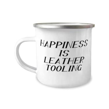 Imagem de Presentes de ferramentas de couro para amigos, Happiness is Leather Tooling, Caneca de acampamento de 355 ml