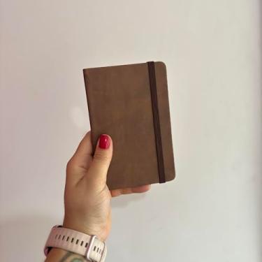 Imagem de Caderneta Pequena Tipo Moleskine SEM PAUTA, Caderno de Anotações Pequeno 15x10 Capa Dura com Elástico (Marrom Escuro)