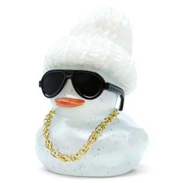 Imagem de BOZILY Chapéu de malha branco, pato de borracha, decorações de painel de carro com óculos de sol, colar de ouro e fita dupla face, pato de silicone fofo para interior de carro, decoração de casa e