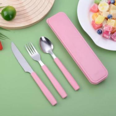 Imagem de Jogo de Talheres Portáteis com Estojo – Kit Talheres Garfo Faca e Colher para Marmita, Trabalho, Escola, Acampamento - Talheres Coloridos com Caixinha - UpShop (Rosa)