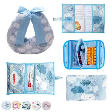 Imagem de Porta Remédios Portátil + Porta Fraldas, lenço e Pomada + Almofada Amamentação + Porta Caderneta + Travesseiro Anatômico(NUVEM AZUL)