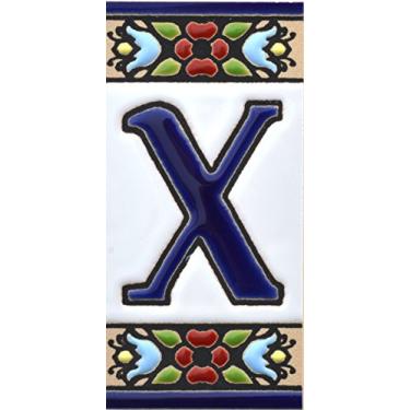 Imagem de ART ESCUDELLERS Letras domésticas de 7,6 cm. Azulejos de cerâmica pintados à mão para sinais, endereços e nomes. Números de endereço e letras. Estilo: Geométrico espanhol medieval. Cor: Letra "X".