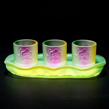 Imagem de FENNYYAR 3 peças com base de esmalte colorido oferecendo copo de Buda Deus da Riqueza, 4 cm 4 cm, copo de água benta frontal de Buda doméstico