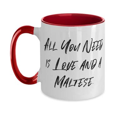 Imagem de Caneca especial de dois tons de cachorro maltês, All You Need is Love and a Maltês, presente para amantes de cães, brilhante de amigos