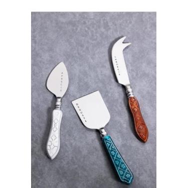 Imagem de Conjunto de 3 Facas para Queijo com Cabos Decorativos, Lâminas em Aço Inox, Alças Coloridas em Branco, Turquesa e Marrom