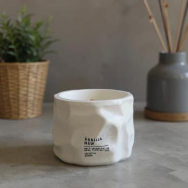 Imagem de Vela Aromática Vanilla New, 140g, Pote de Concreto Branco estilo orgânico, Intuitiva Decor