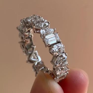 Imagem de Anéis de noivado de zircônia cúbica de corte redondo banhado a ouro branco em formato de coração, alianças de compromisso, festas noturnas, presentes de dia dos namorados, alianças de eternidade para