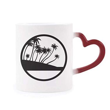 Imagem de Caneca de praia sensível ao calor com planta de coqueiro preta vermelha que muda de cor