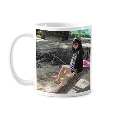 Imagem de Praia Coconut Ellie Yao Sea Pink Hat Caneca cerâmica café porcelana louça