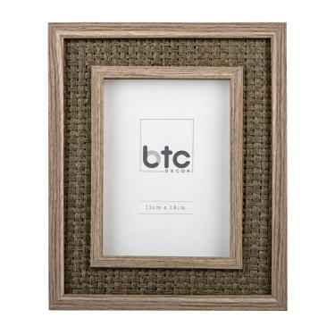 Imagem de Porta retrato de madeira na cor natural com treliça 13x18cm