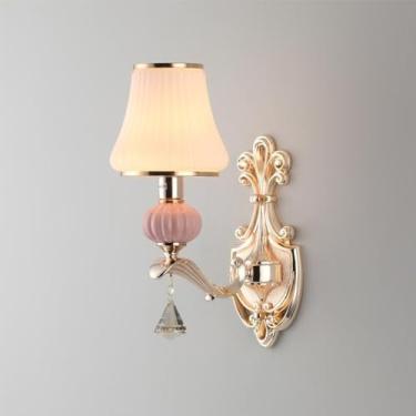 Imagem de Luminária de parede de cristal de luxo europeia, moderna, com LED, para decoração de sala de estar, quarto, escritório, quarto modelo, hotel, casa de campo, corredor (1 unidade).