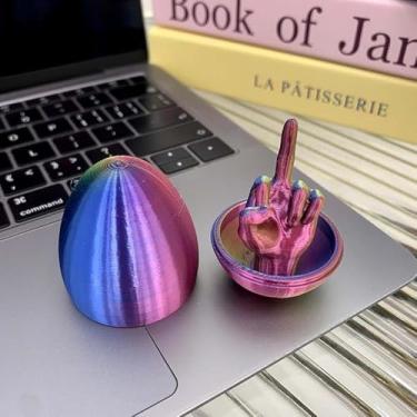 Imagem de Personalidade amigável dedo médio joias ovos - impressão 3D surpresa única brincadeira decorações de mesa ideias divertidas para presente de Páscoa