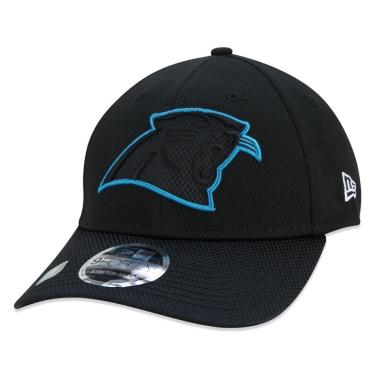 Imagem de BONE 9FORTY CAROLINA PANTHERS SIDELINE COLD WEATHER ABA CURVA PRETO ABA CURVA SNAPBACK PRETO NEW ERA-Masculino