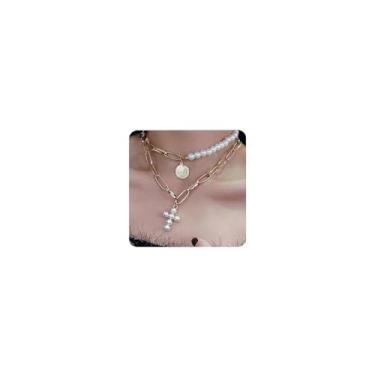 Imagem de Colar de gargantilha em camadas Bohemia com pérolas e colar com cruz e colar com pingente de cruz de pérola em disco dourado para mulheres e meninas