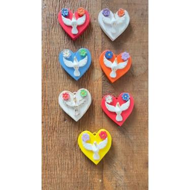 Imagem de Kit com 7 Peças – Divino Espírito Santo Coração em Madeira para Parede (11 cm)